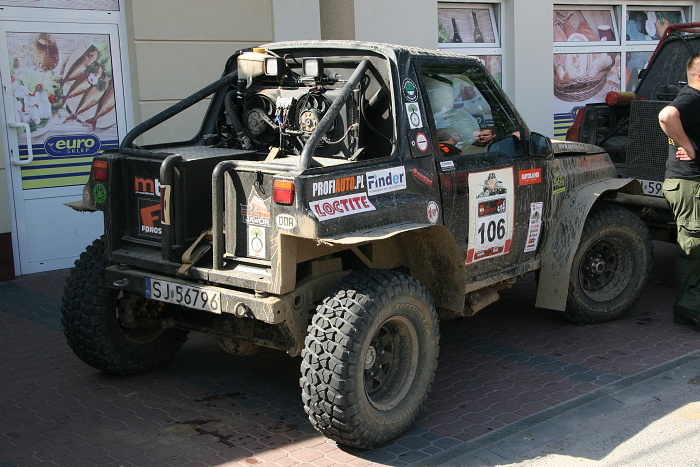 Seria 4x4 Borzecin p 723.jpg